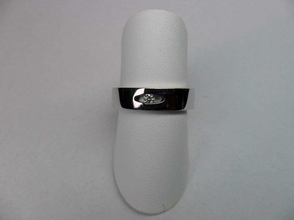 Basis Ring Witgoud met Diamant 0.04 crt.